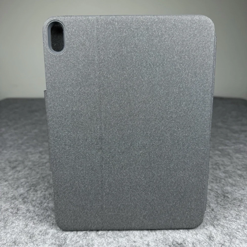 Logitech Folio Touch iPad Keyboard Case with Trackpad for iPad Air (4th 5th) EUC